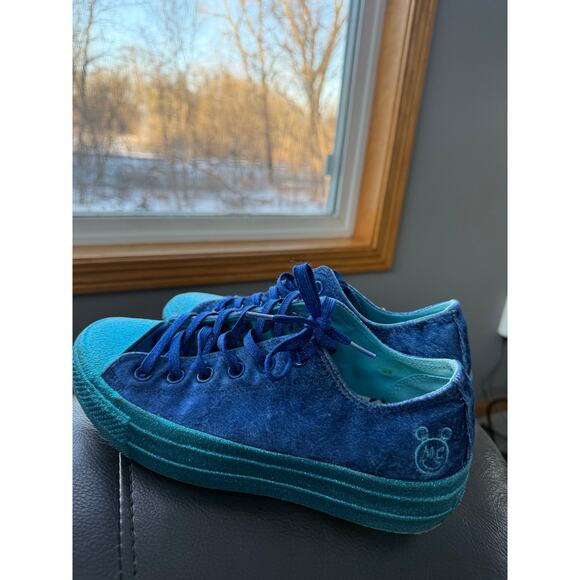 Blue Velvet Women's Sneakers - Picture 3 of 7